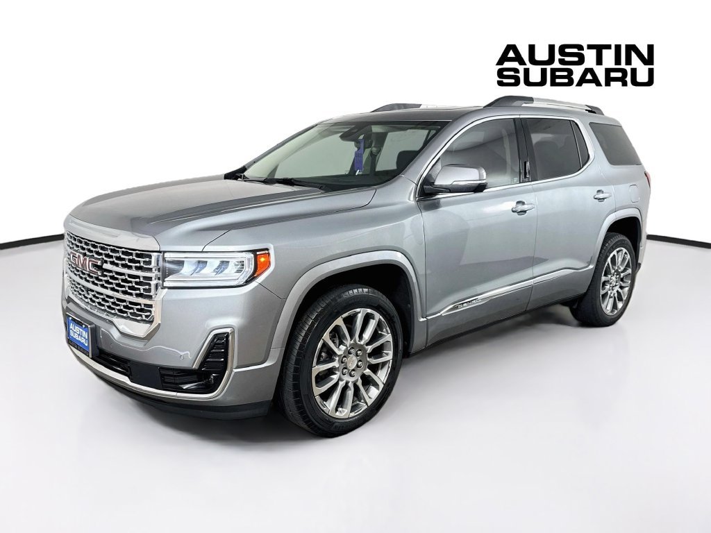 Used 2023 GMC Acadia Denali w/ Denali Ultimate Package FWD image 3