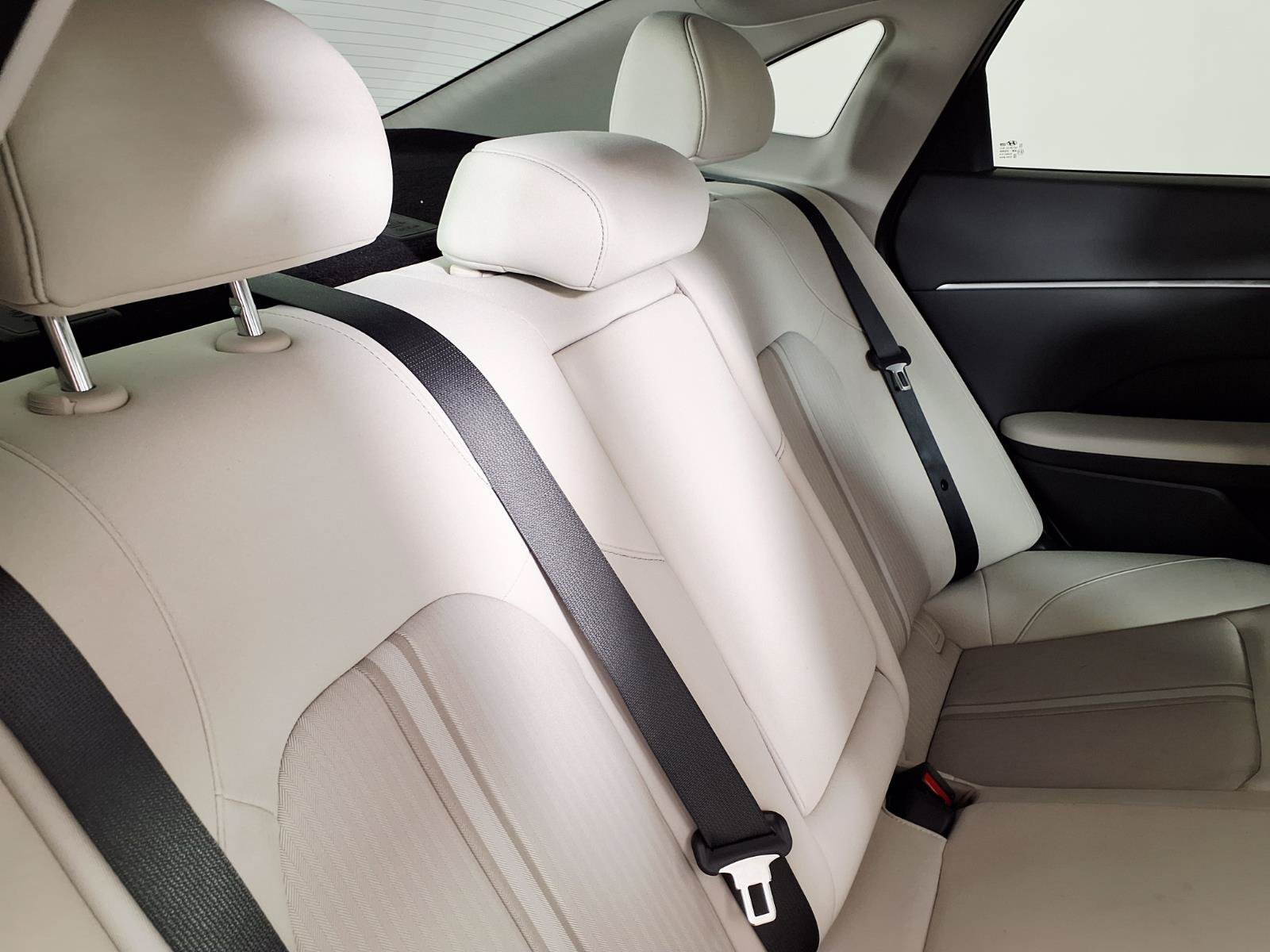 Certified 2025 Hyundai Sonata SEL FWD image 12