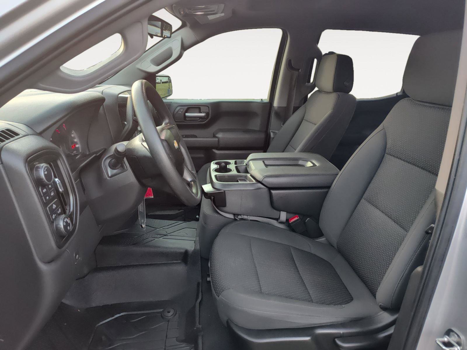 Used 2022 Chevrolet Silverado 1500 Custom image 9