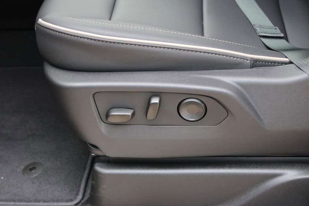 New 2025 Chevrolet Tahoe Premier image 17