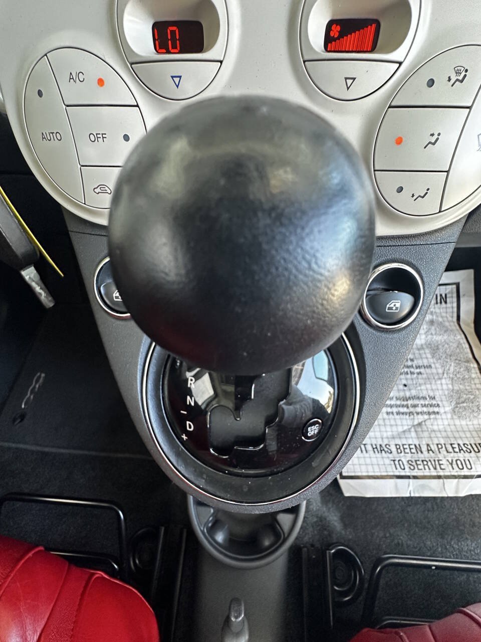Used 2013 FIAT 500 Lounge w/ Luxury Leather Pkg FWD image 21