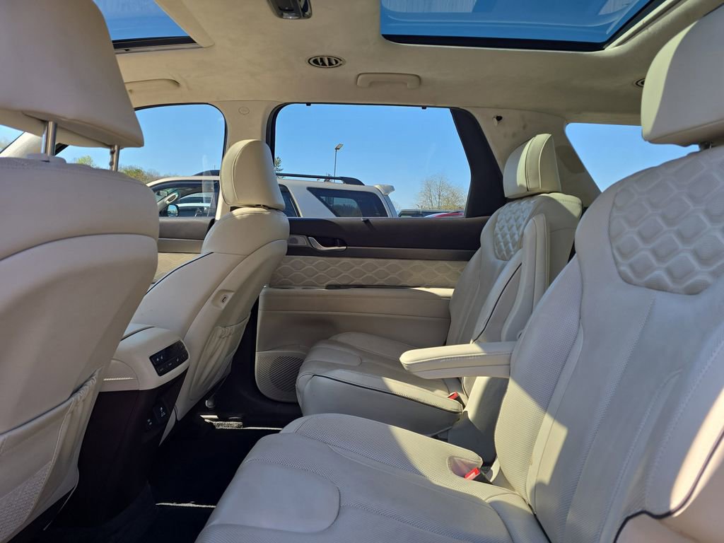 Used 2021 Hyundai Palisade Calligraphy image 25