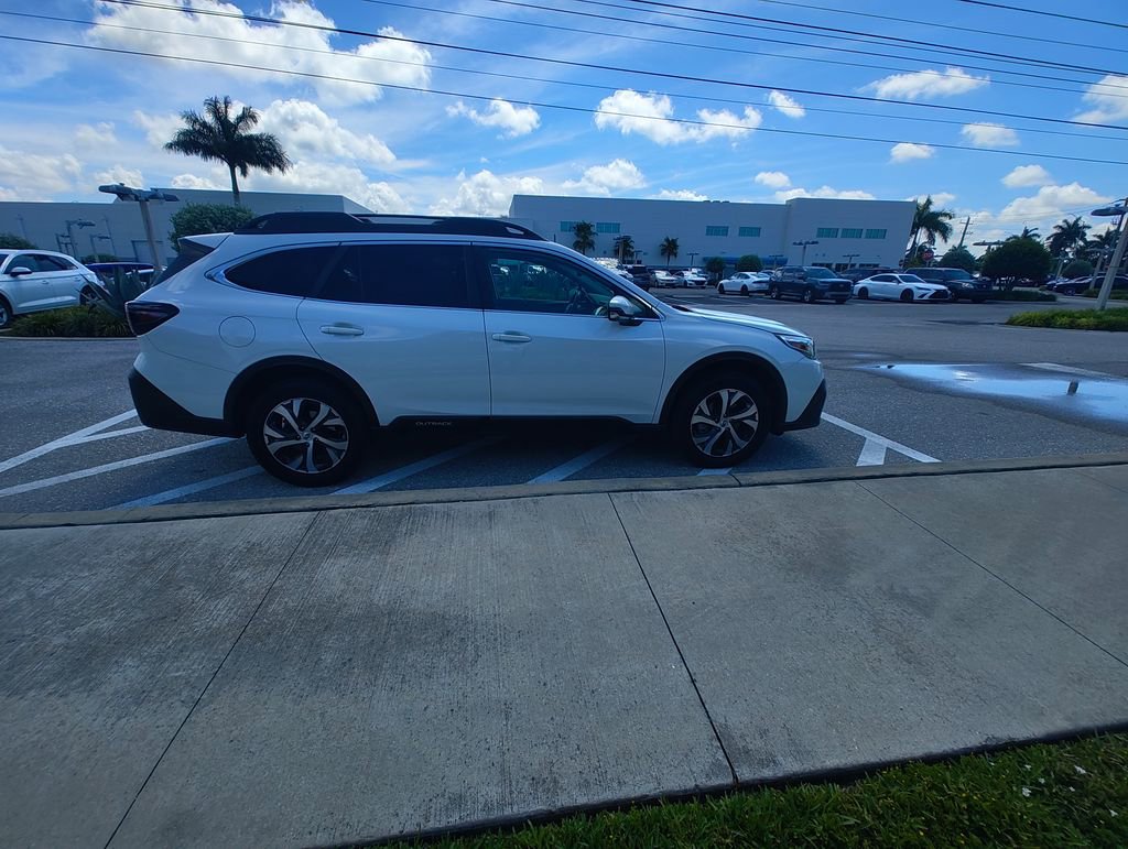 Used 2022 Subaru Outback Limited XT AWD/4WD image 6