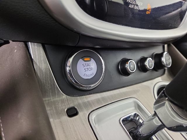 Used 2015 Nissan Murano Platinum w/ Platinum Technology Package AWD/4WD image 25