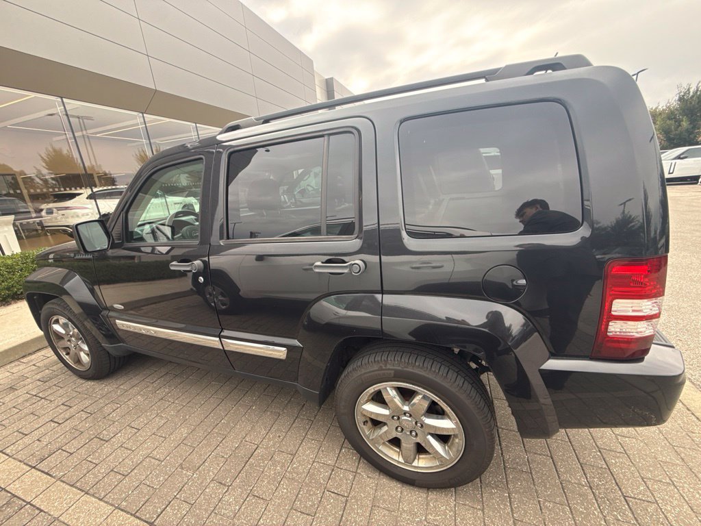 Used 2012 Jeep Liberty Sport AWD/4WD image 8