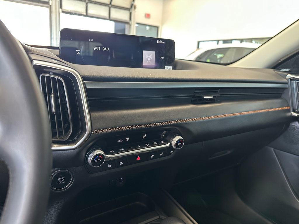 Used 2025 MAZDA CX-50 AWD 2.5 S w/ Premium Plus Pkg image 11