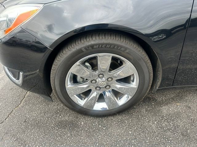 Used 2017 Buick Regal Premium w/ Driver Confidence Package #1 FWD image 6