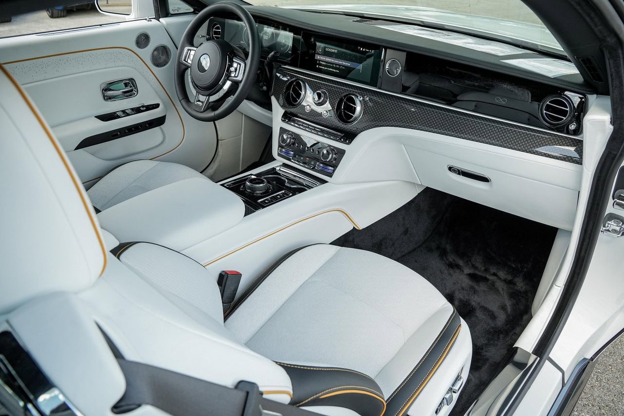 New 2025 Rolls-Royce Spectre Black Badge AWD/4WD image 40