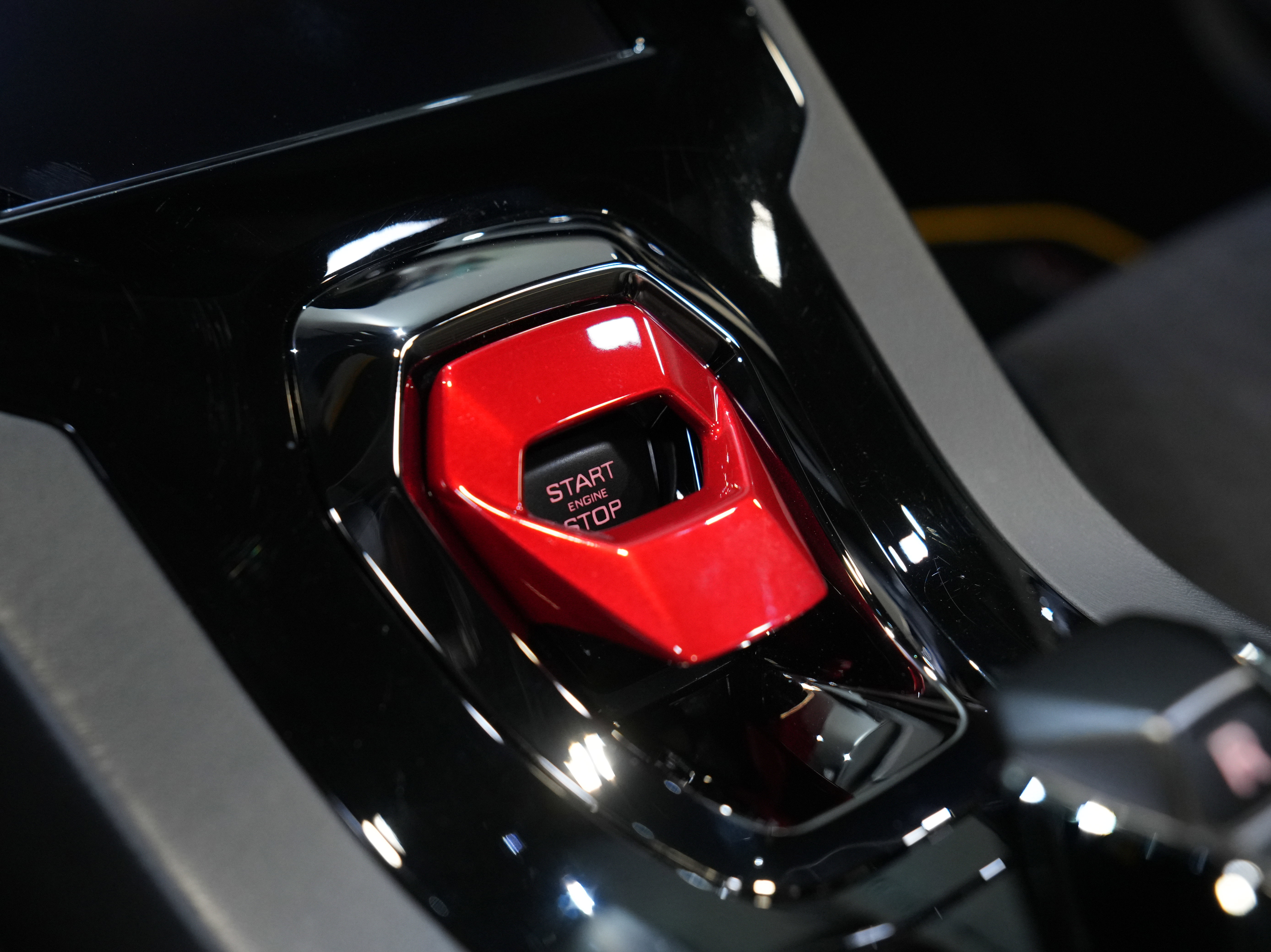 Used 2024 Lamborghini Huracan EVO image 57