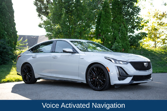 Used 2023 Cadillac CT5 V w/ Platinum Package RWD image 3