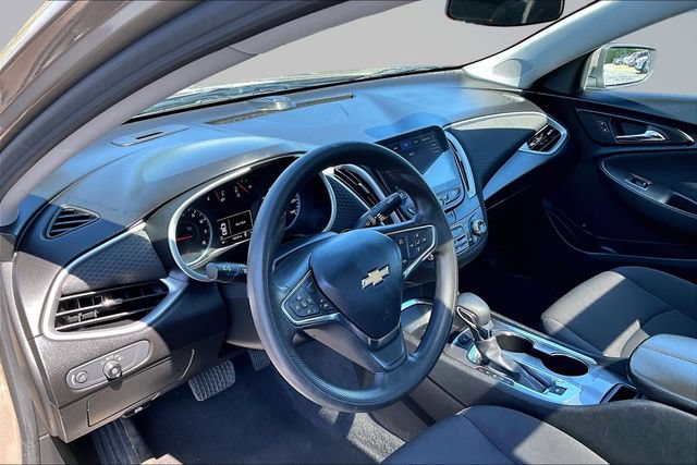 Used 2024 Chevrolet Malibu LT FWD image 16