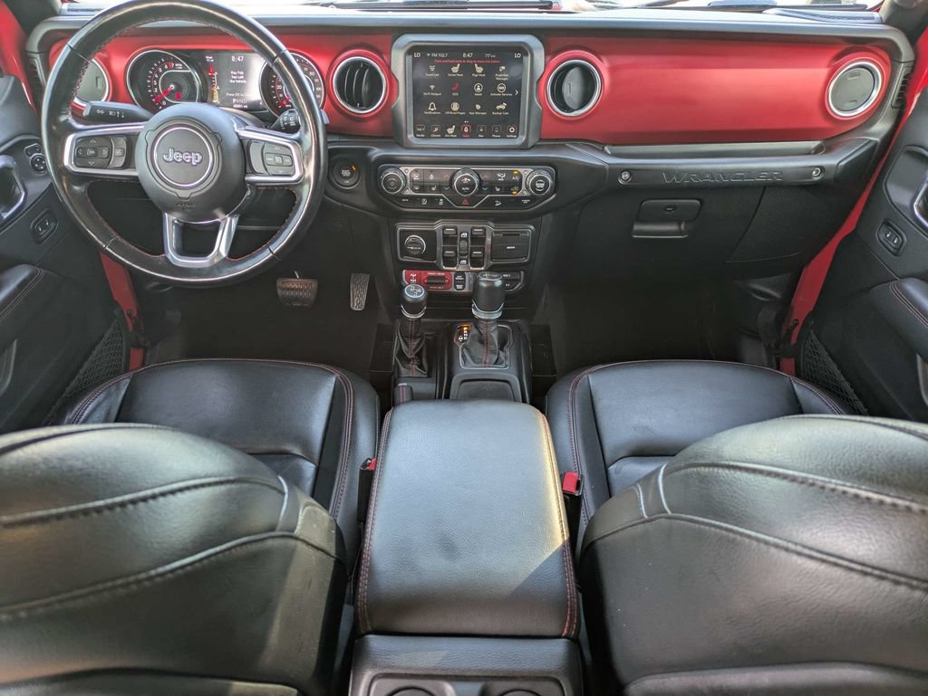 Used 2021 Jeep Wrangler Unlimited Rubicon AWD/4WD image 2