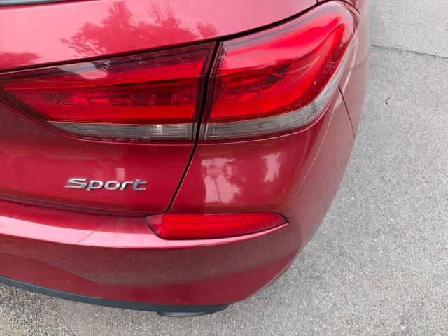 Used 2018 Hyundai Elantra GT Sport FWD image 7