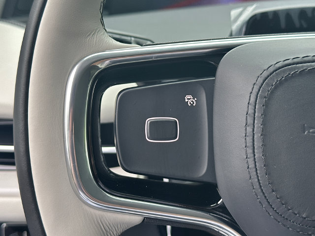 New 2026 Lincoln Navigator Premiere AWD/4WD image 24