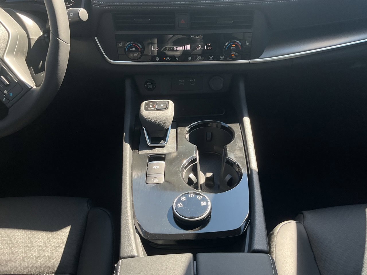New 2027 Nissan Rogue Dark Armor AWD/4WD image 14