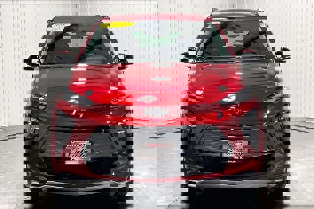 Used 2023 Chevrolet Bolt EUV LT w/ Convenience Package image 2