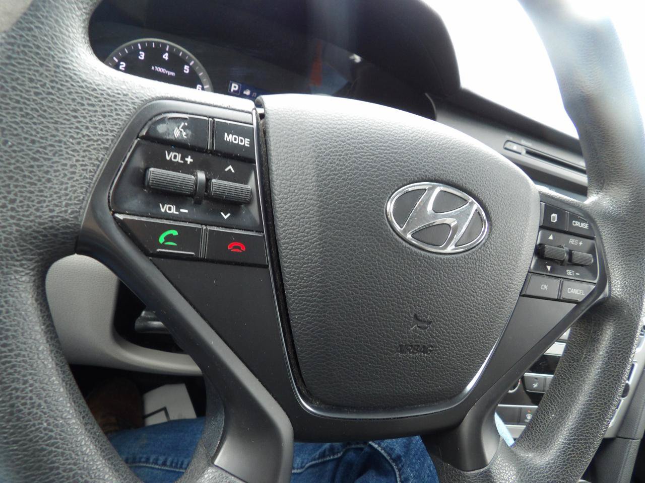 Used 2016 Hyundai Sonata Sport FWD image 11