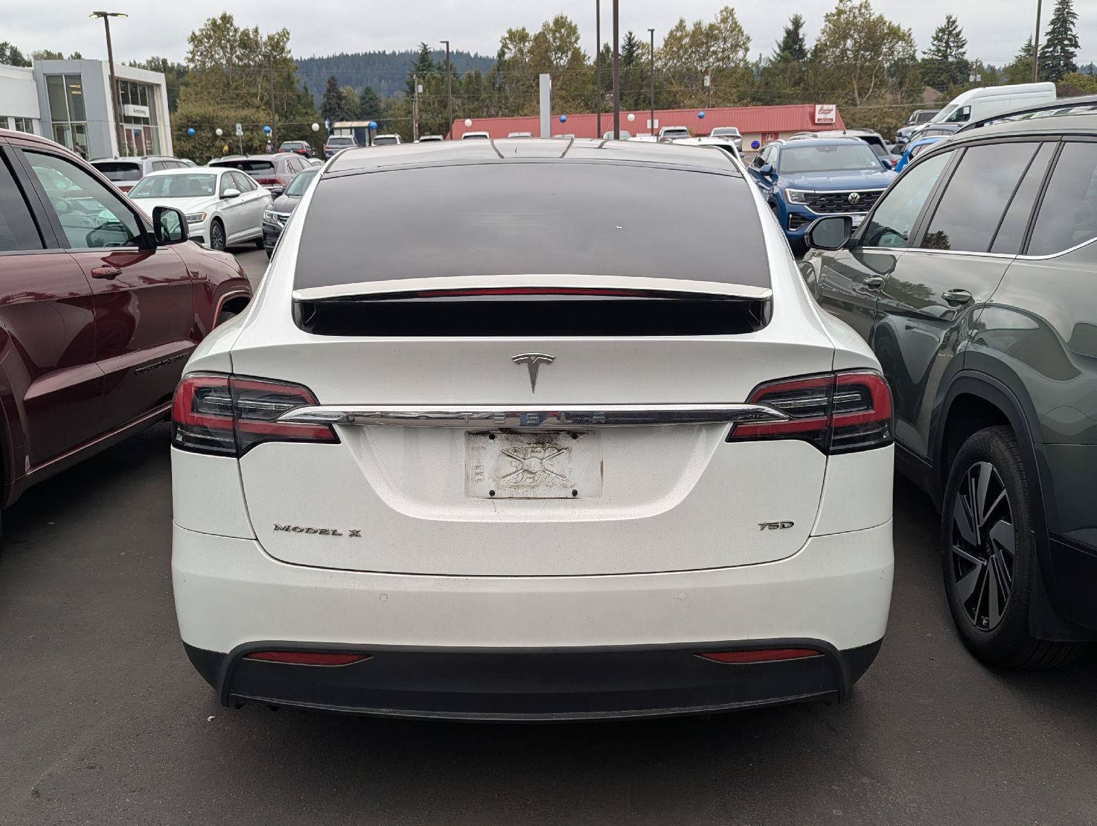 Used 2018 Tesla Model X 75D AWD/4WD image 3