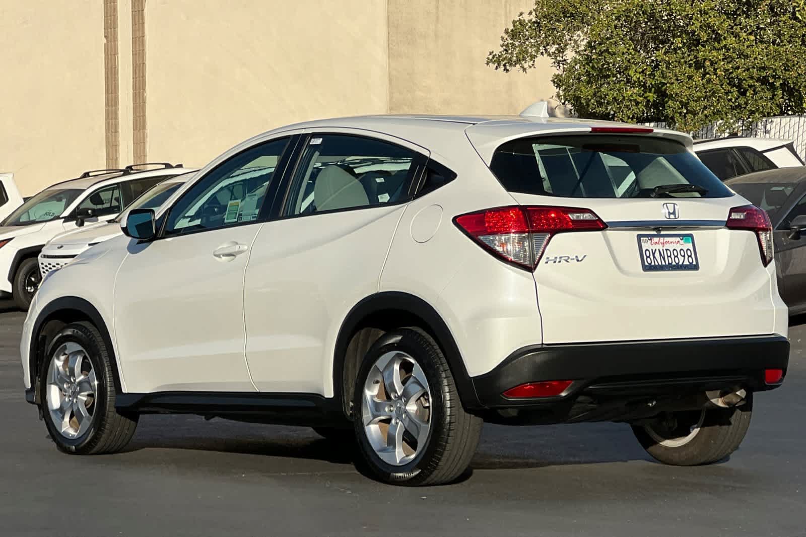 Used 2019 Honda HR-V LX image 7