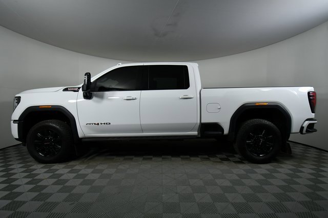 Used 2025 GMC Sierra 2500 AT4 w/ AT4 Premium Plus Package image 16