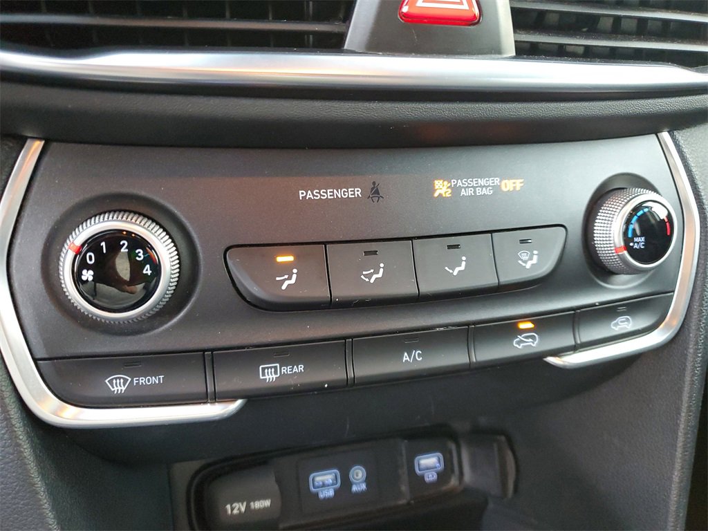 Used 2019 Hyundai Santa Fe SE image 26