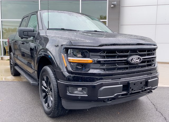 New 2026 Ford F150 XLT w/ Equipment Group 302A MID AWD/4WD image 4