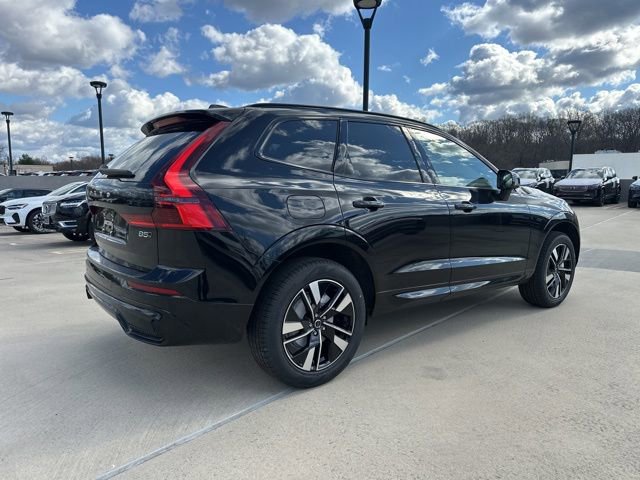 New 2026 Volvo XC60 B5 Plus w/ Climate Package image 7