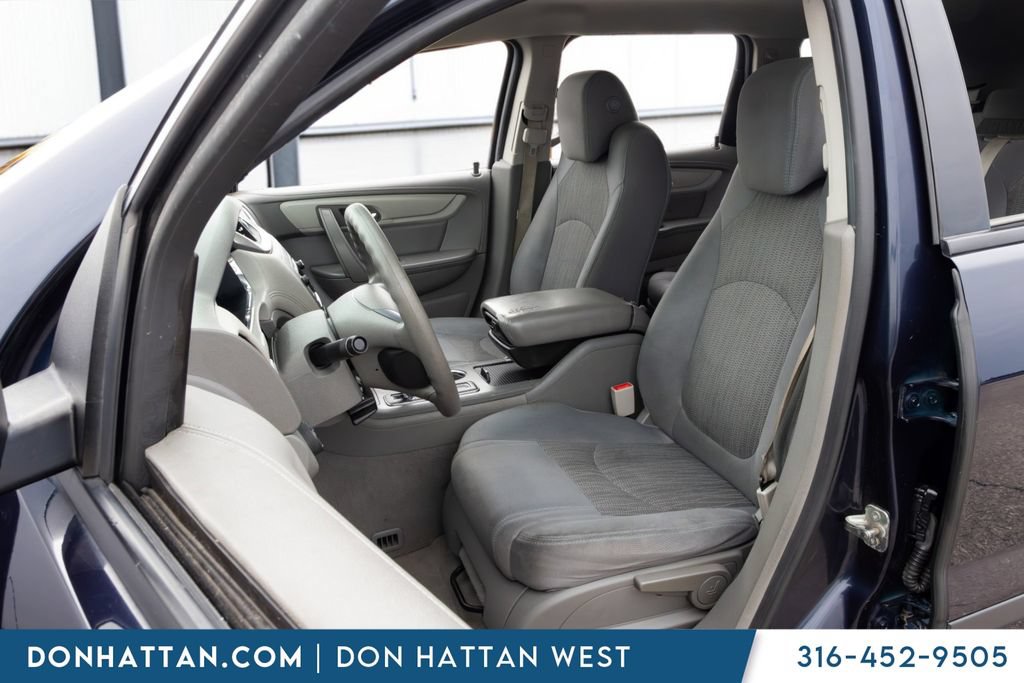 Used 2017 Chevrolet Traverse LS AWD/4WD image 15