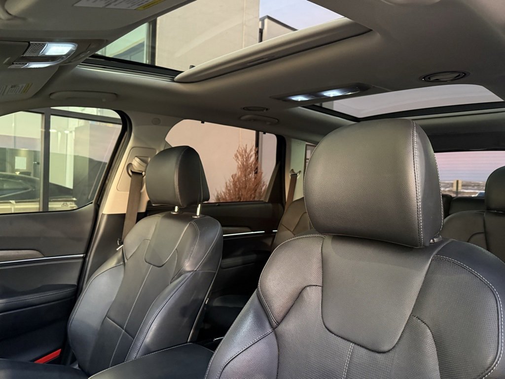 Used 2022 Kia Telluride SX image 9