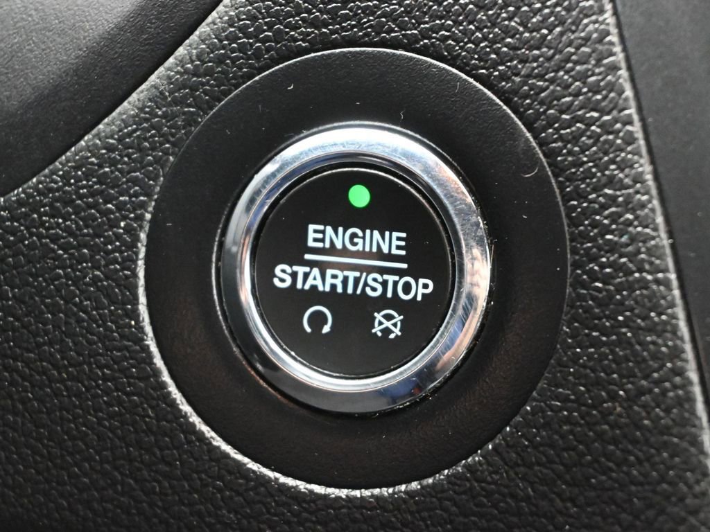 Certified 2018 Ford Explorer XLT image 14