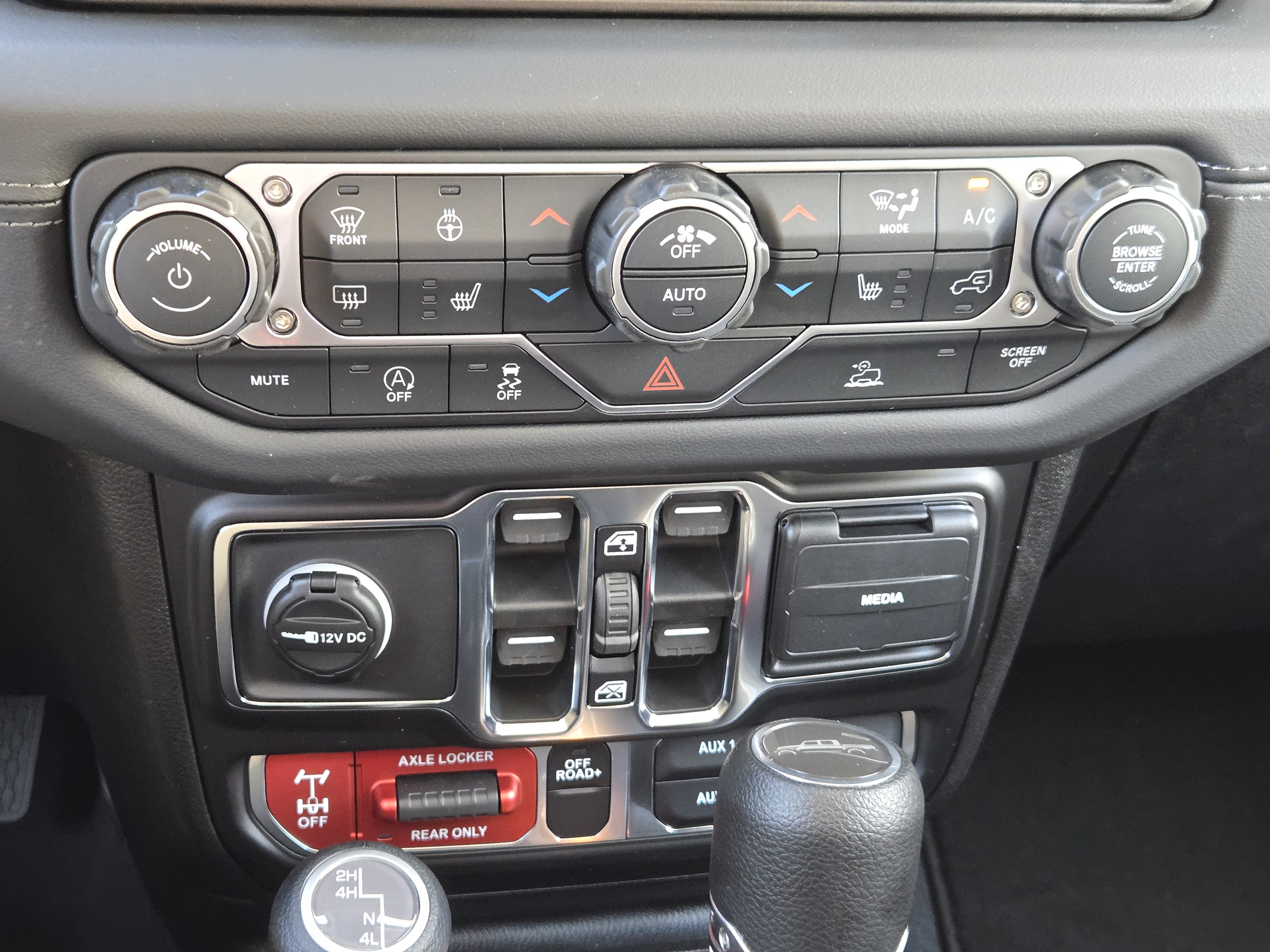 New 2026 Jeep Gladiator Mojave AWD/4WD image 16