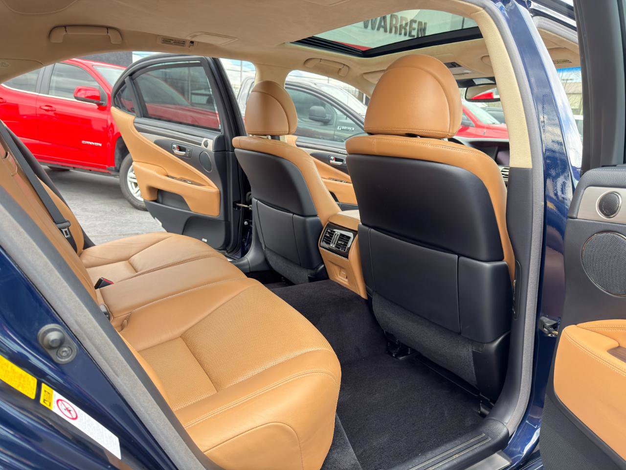 Used 2013 Lexus LS 460 L w/ Ultra Luxury Pkg image 26