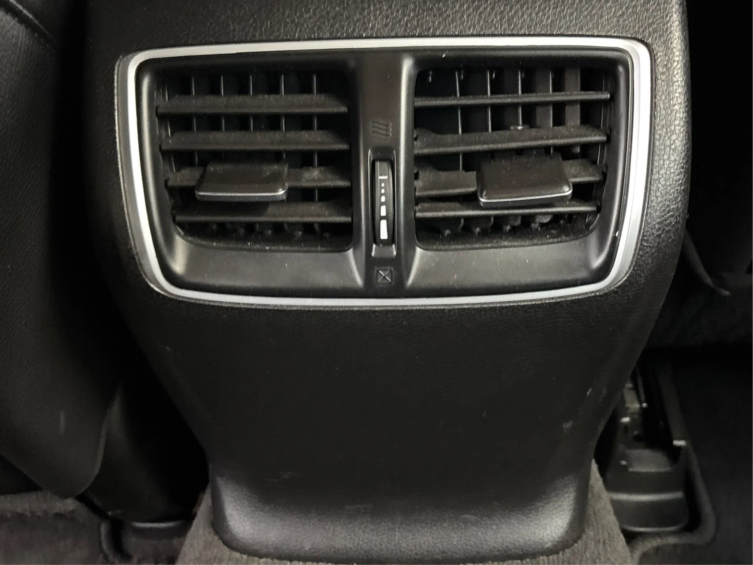 Used 2020 Acura TLX image 29