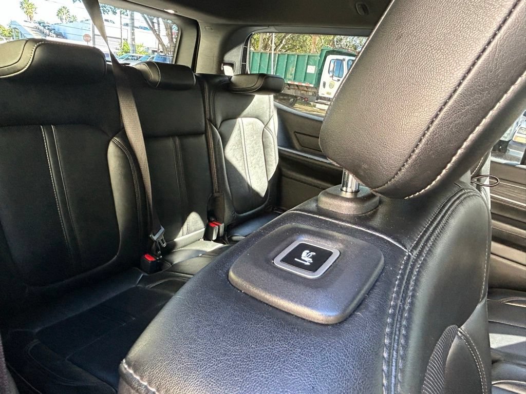 Used 2024 Jeep Wagoneer Series II w/ Flexible Seating Group AWD/4WD image 36