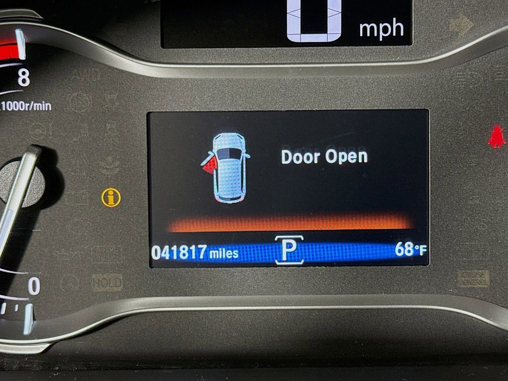 Used 2017 Honda Pilot EX image 9