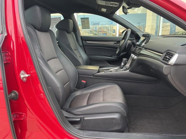 Certified 2018 Honda Accord Sport image 19