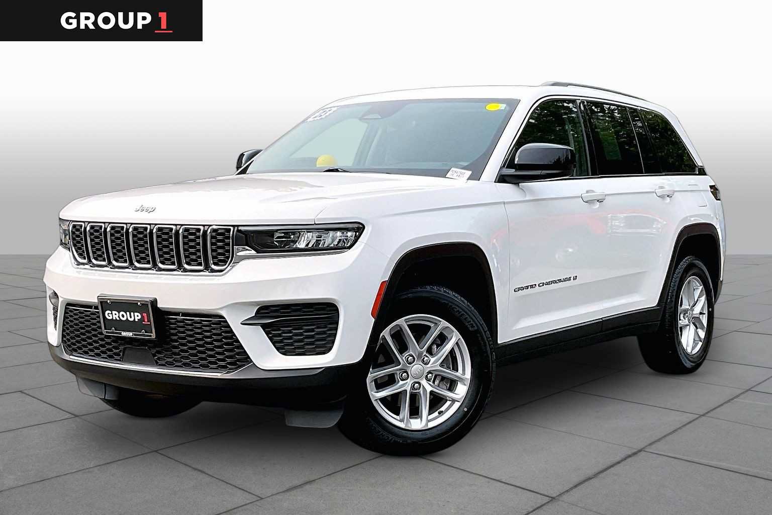 Used 2023 Jeep Grand Cherokee Laredo
