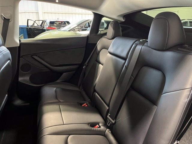 Used 2024 Tesla Model Y Long Range RWD image 18