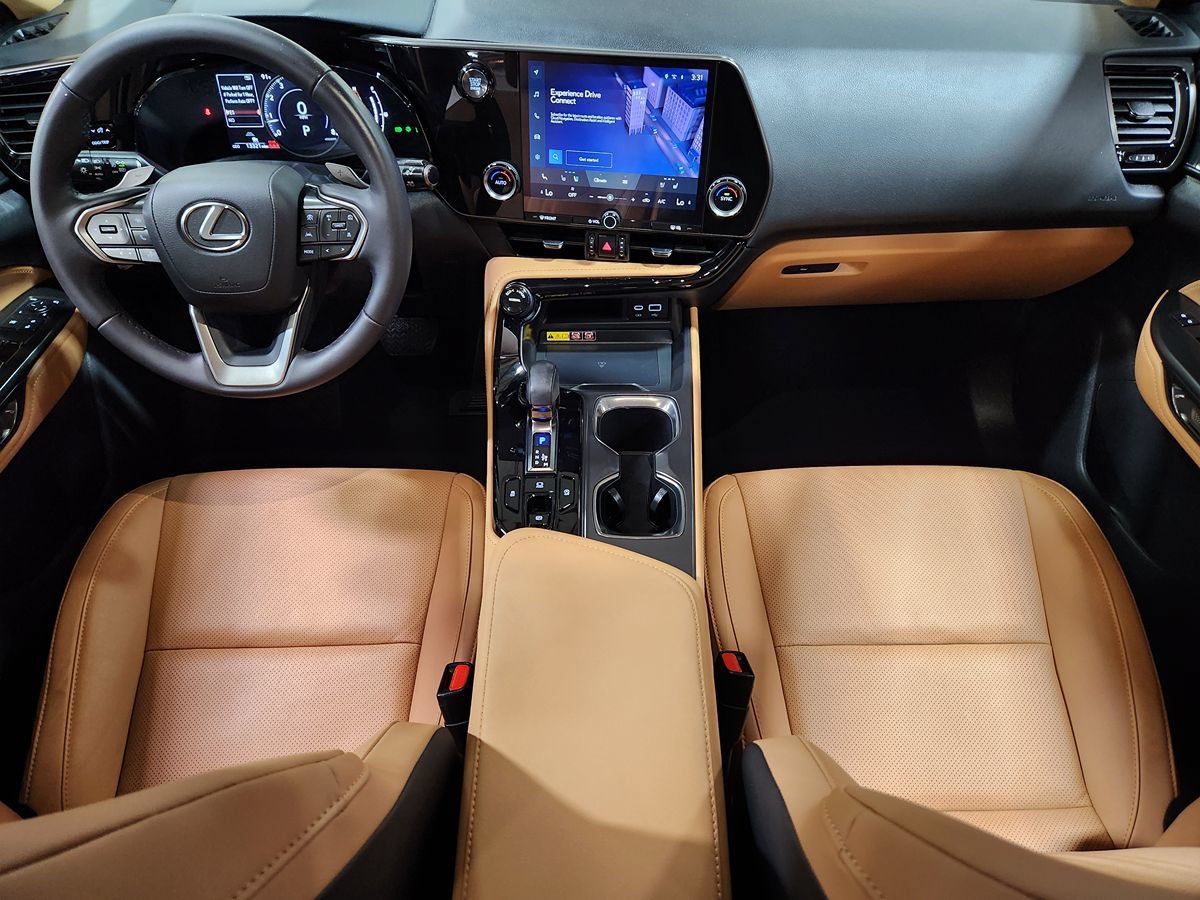 Used 2025 Lexus NX 250 FWD w/ Accessory Package (2T) image 43