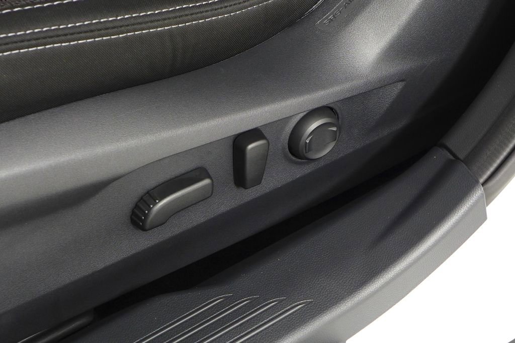 Certified 2025 Subaru Outback Premium image 23