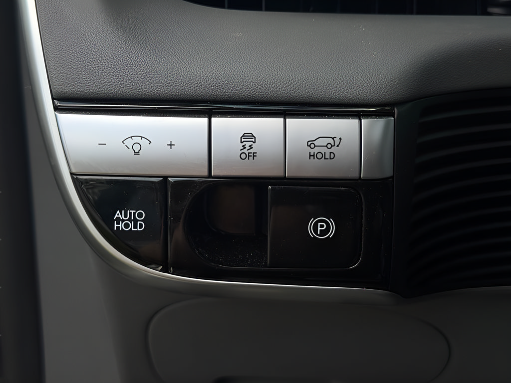 Used 2024 Hyundai Ioniq 5 Limited AWD/4WD image 19