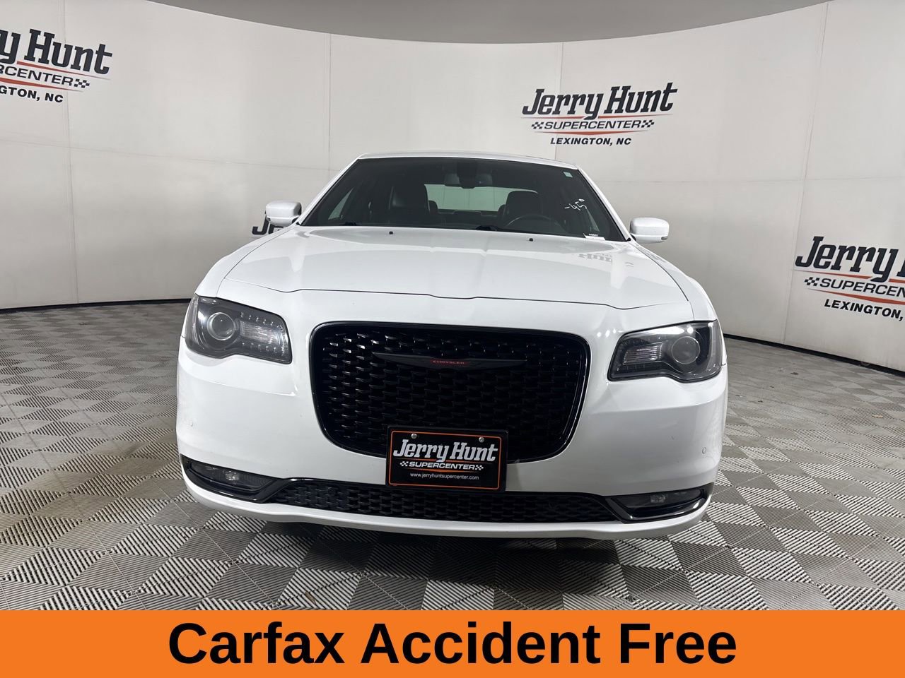 Used 2021 Chrysler 300 S image 4