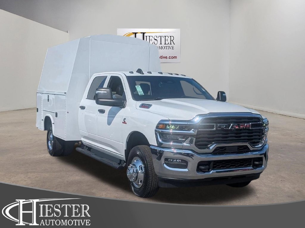 New 2026 RAM 3500 Tradesman w/ Chrome Appearance Group A AWD/4WD 360° Tour
