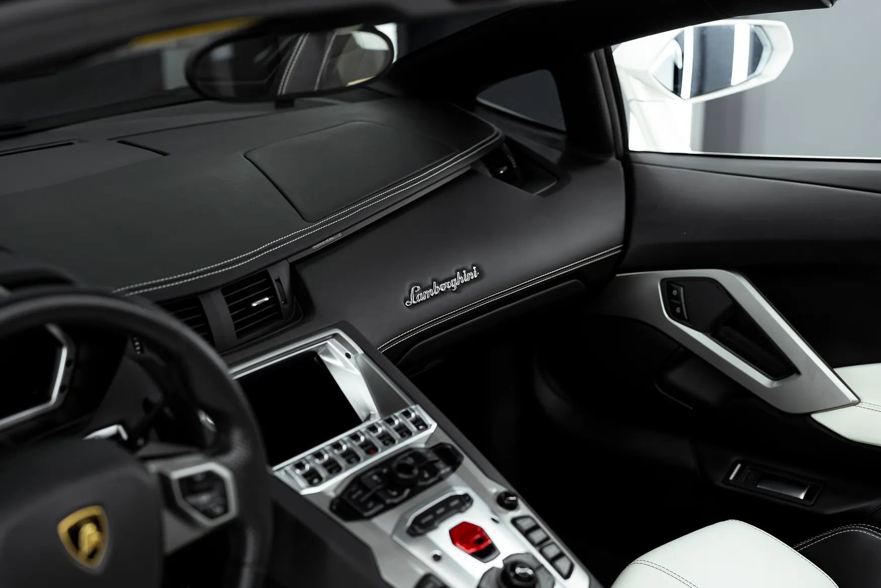 Used 2016 Lamborghini Aventador LP 700-4 image 29