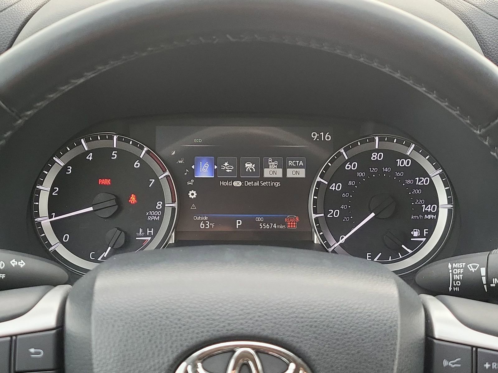 Used 2024 Toyota Highlander LE image 12