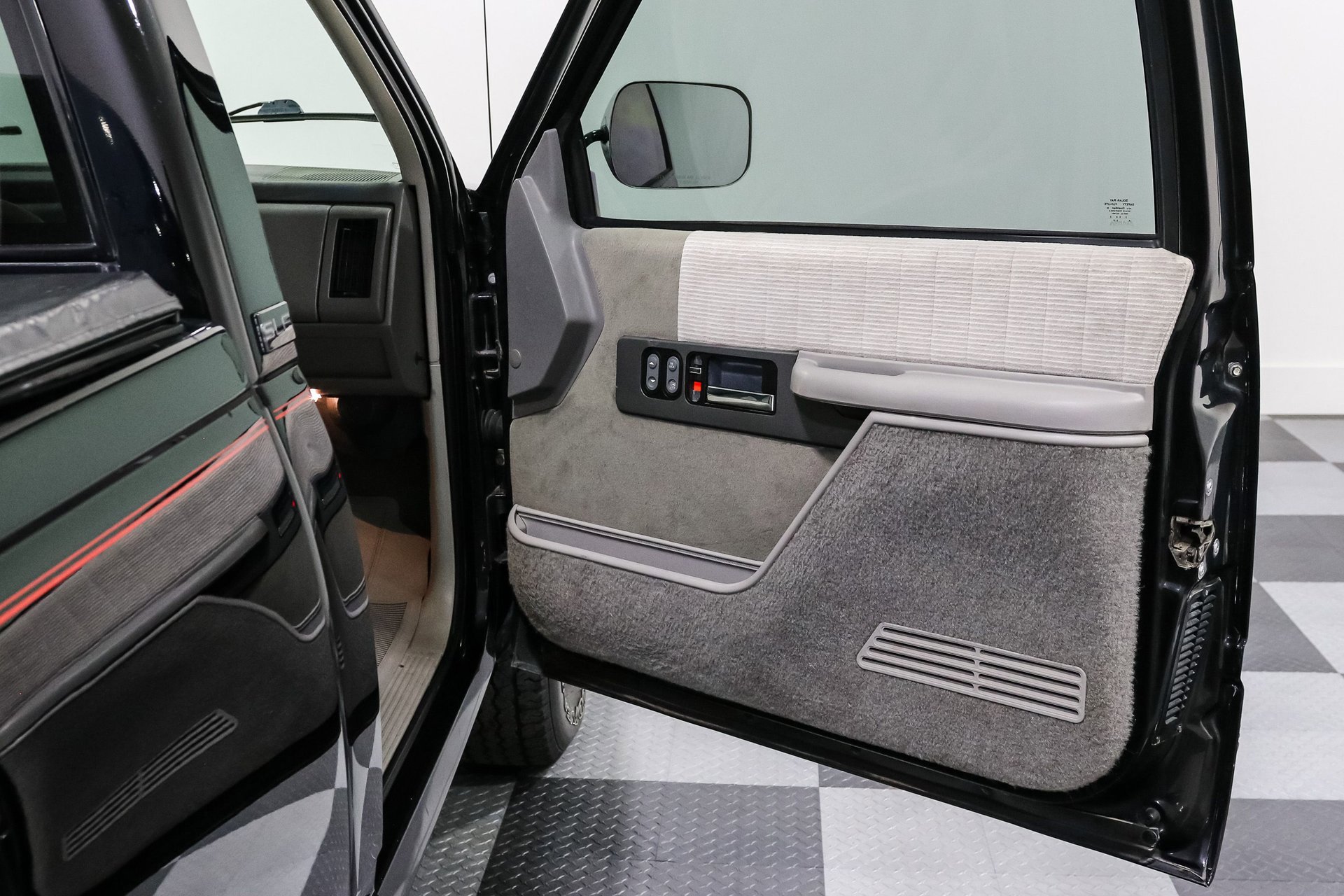 Used 1994 GMC Sierra 1500 image 15