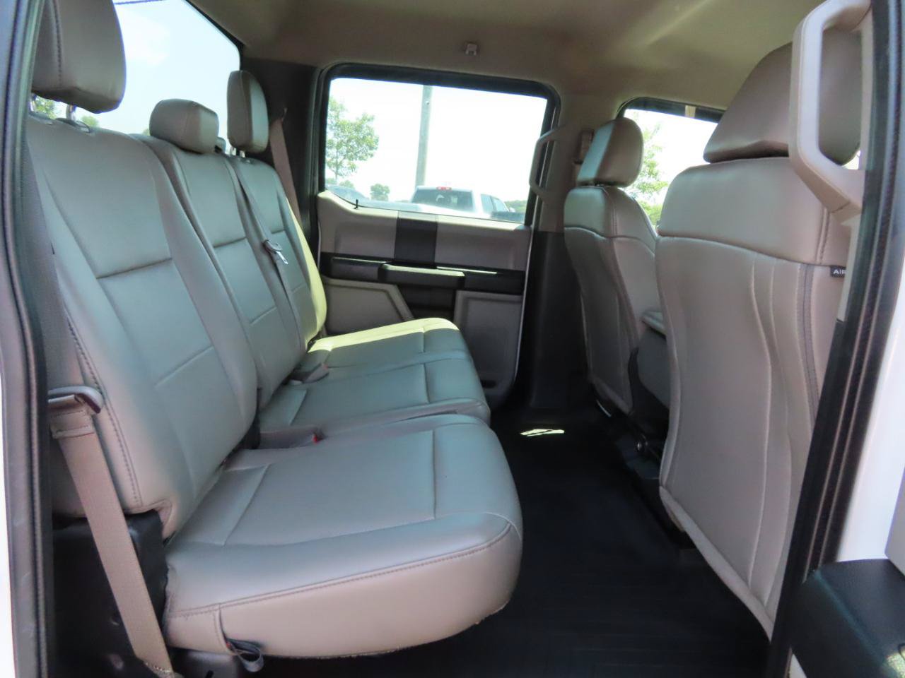 Used 2019 Ford F450 XL w/ Power Equipment Group AWD/4WD image 40