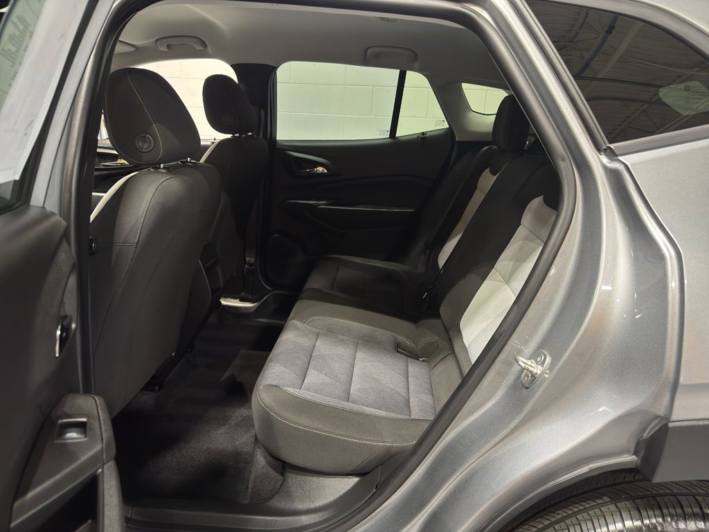 Used 2024 Chevrolet Trax LS w/ Driver Confidence Package image 10