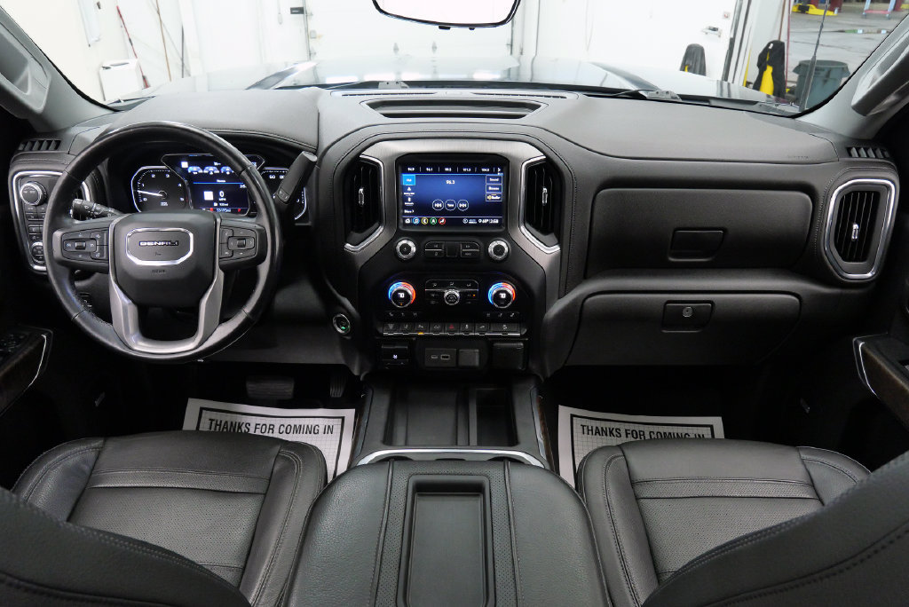 Used 2020 GMC Sierra 3500 Denali w/ Denali Ultimate Package AWD/4WD image 23