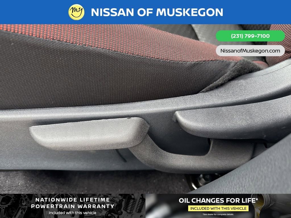 New 2025 Nissan Versa SR w/ Trunk Package image 12